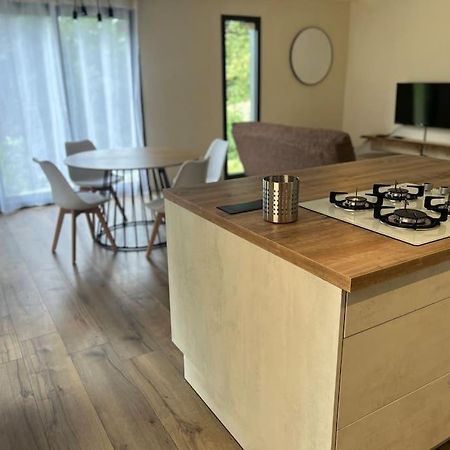 Maison En Bois A Entrechaux Eksteriør bilde